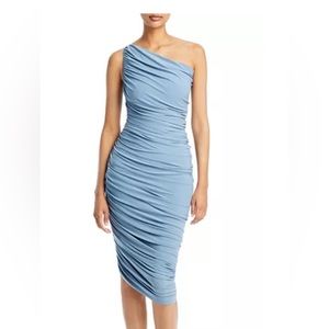 One shoulder ruch frees